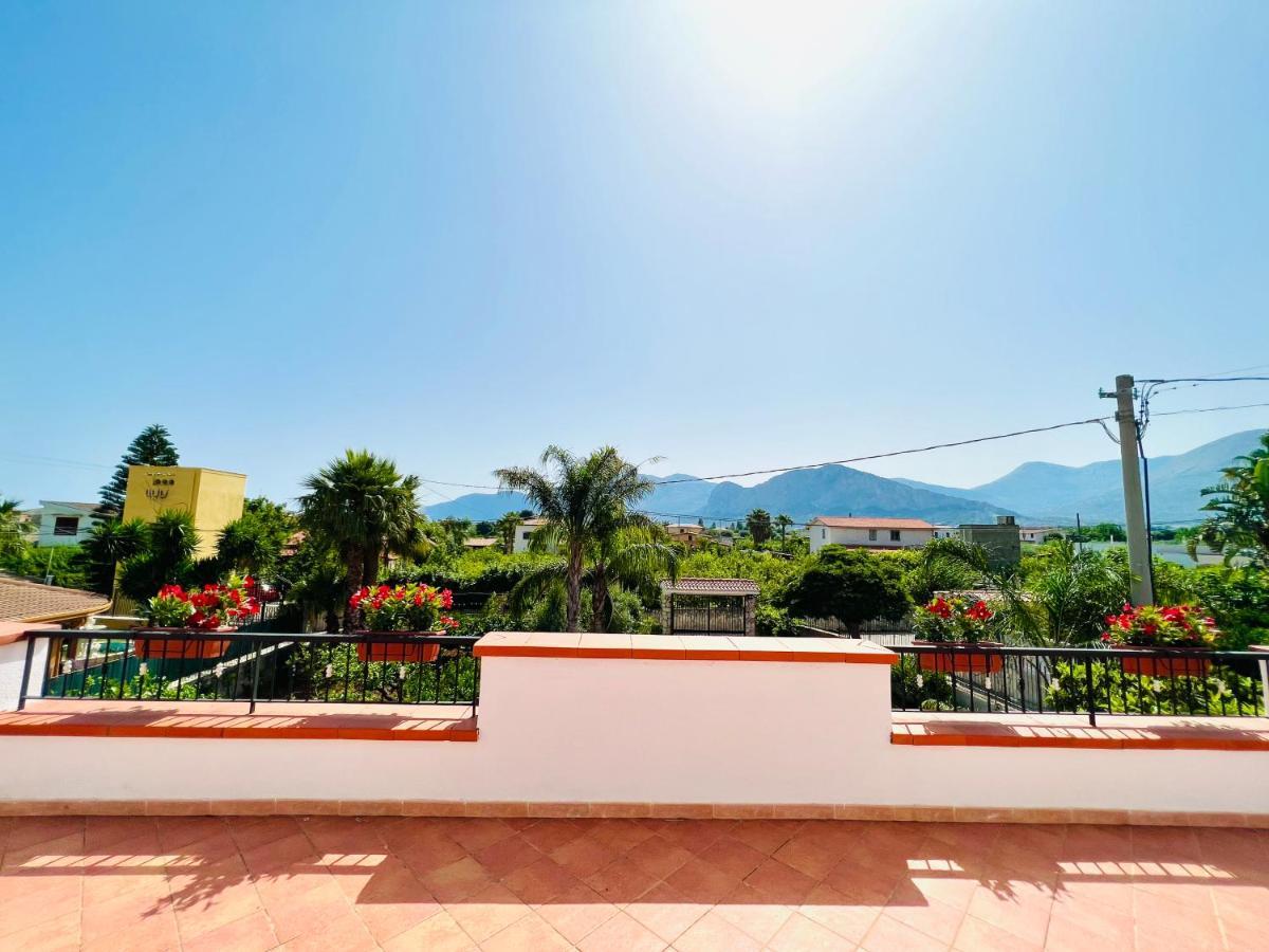 Villa Genova Карини Экстерьер фото