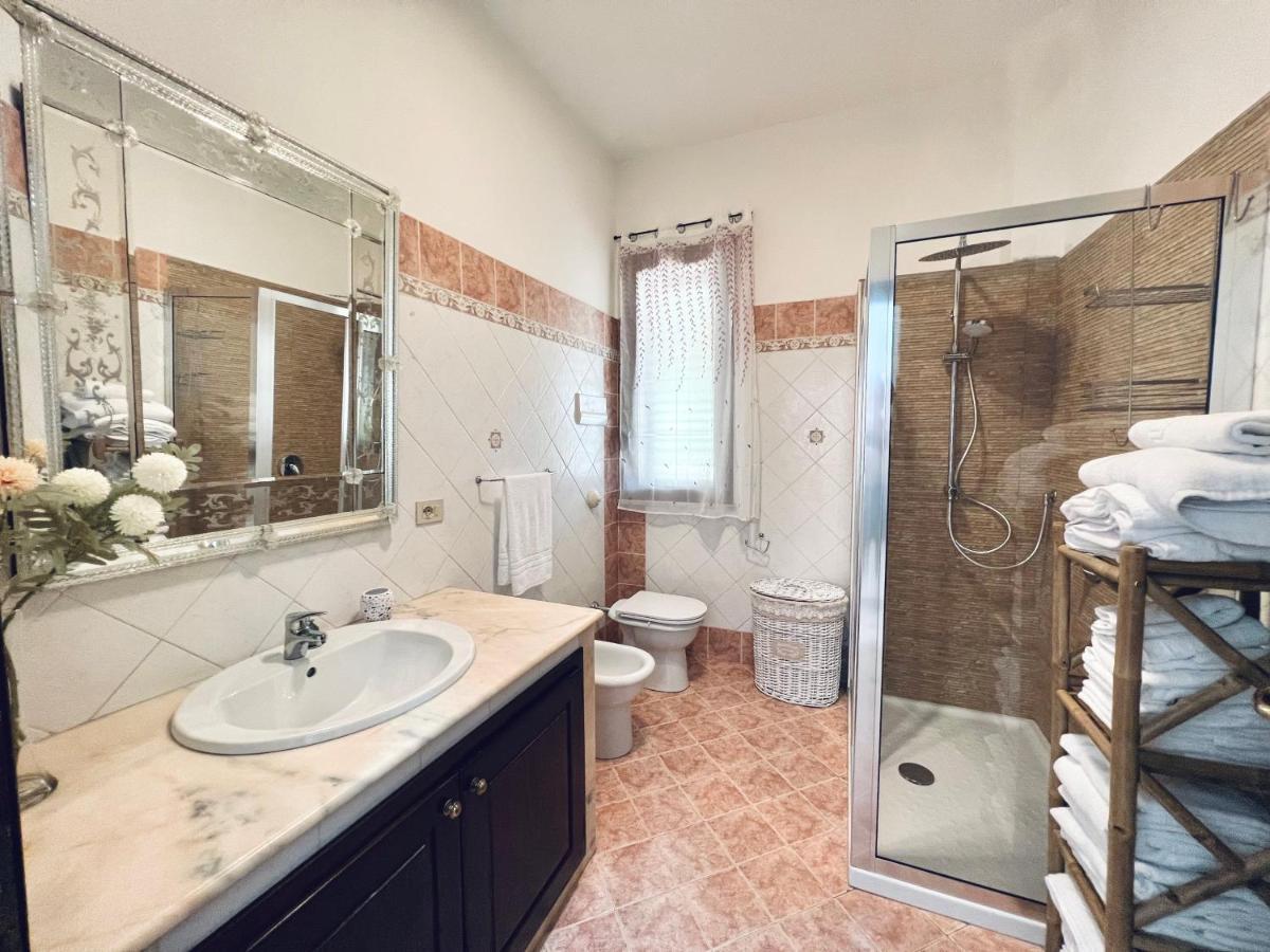 Villa Genova Карини Экстерьер фото
