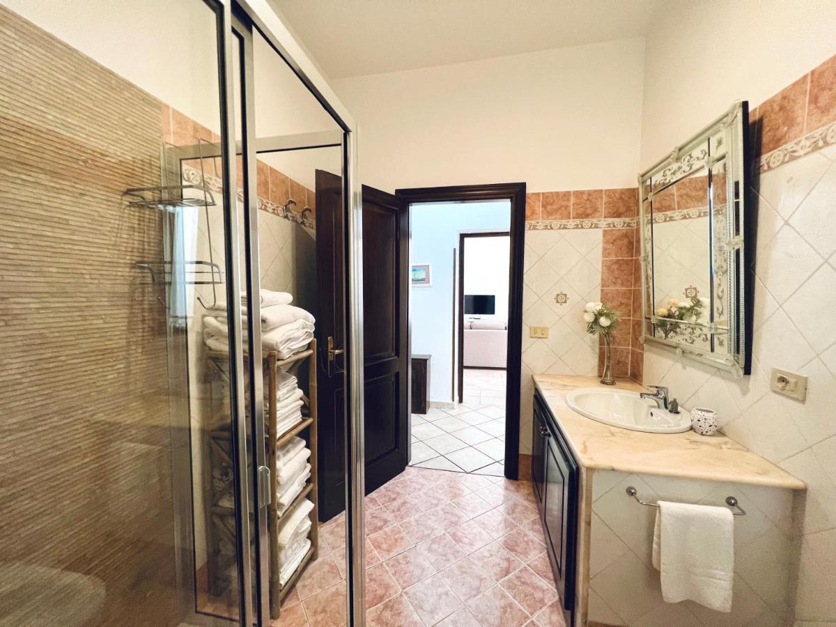 Villa Genova Карини Экстерьер фото