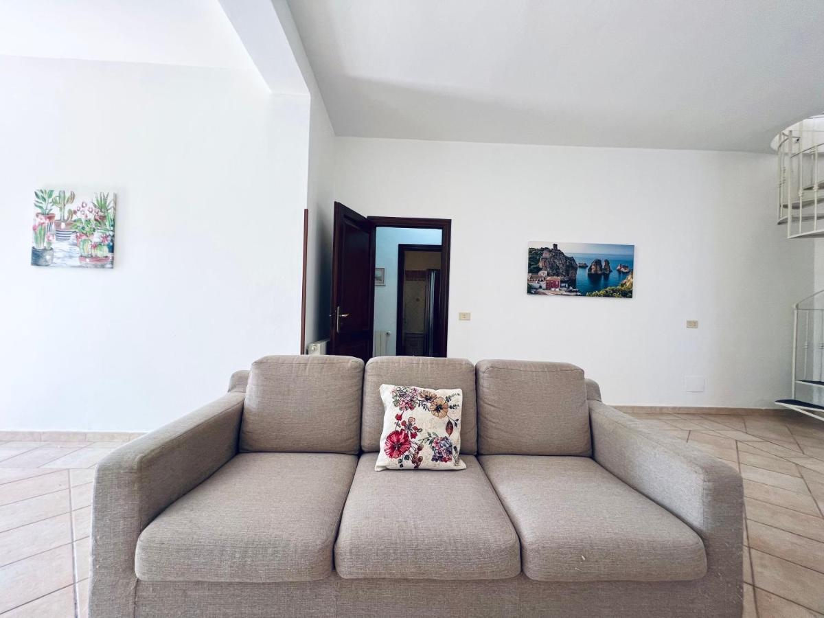 Villa Genova Карини Экстерьер фото