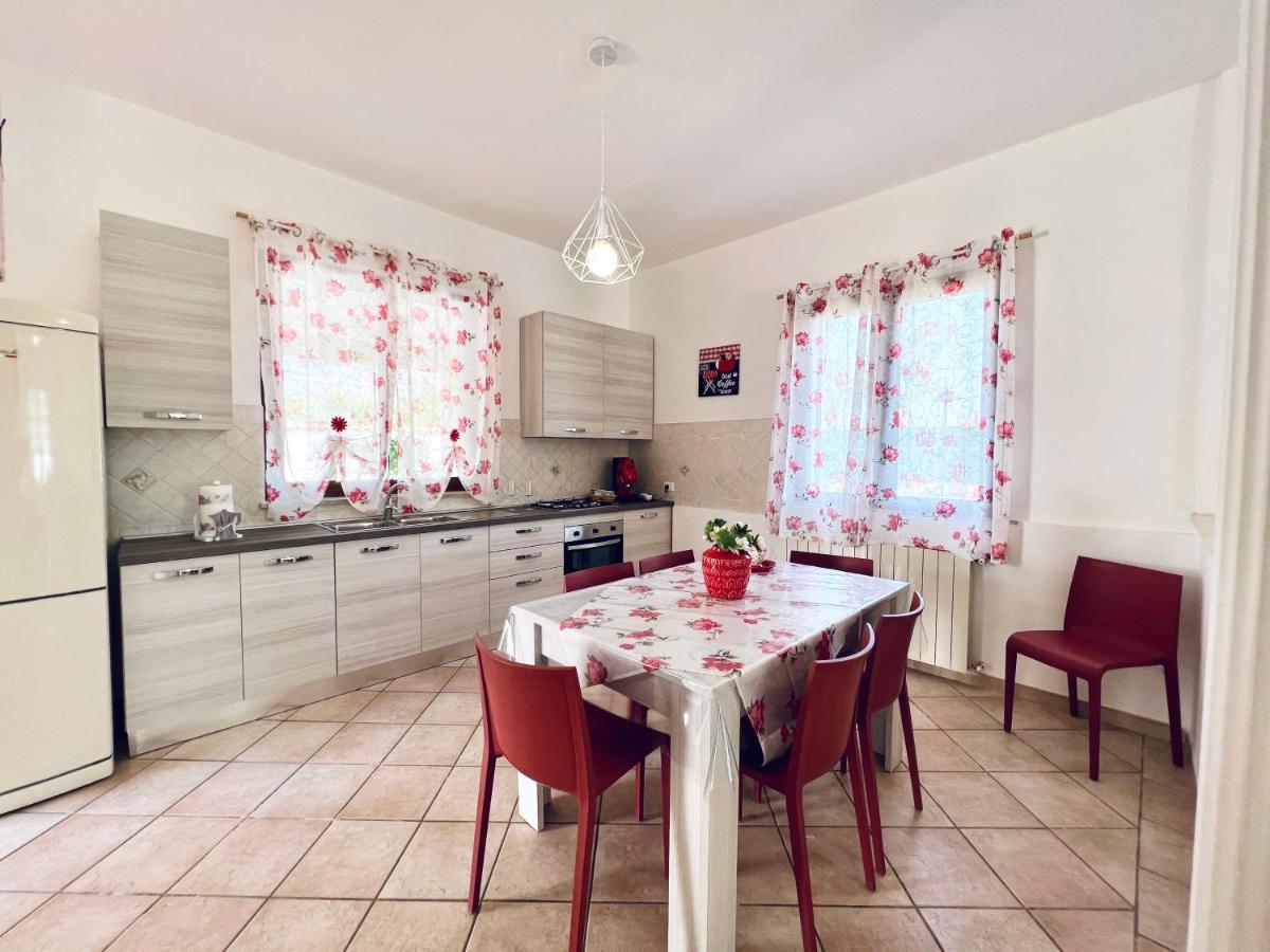 Villa Genova Карини Экстерьер фото