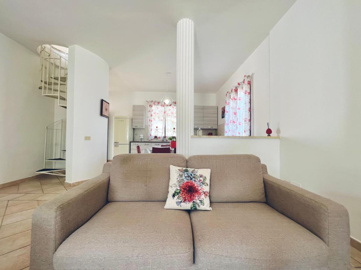 Villa Genova Карини Экстерьер фото