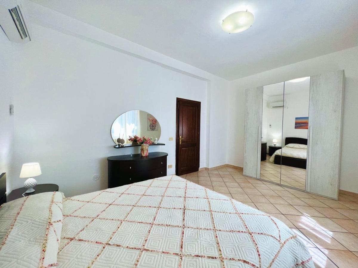 Villa Genova Карини Экстерьер фото