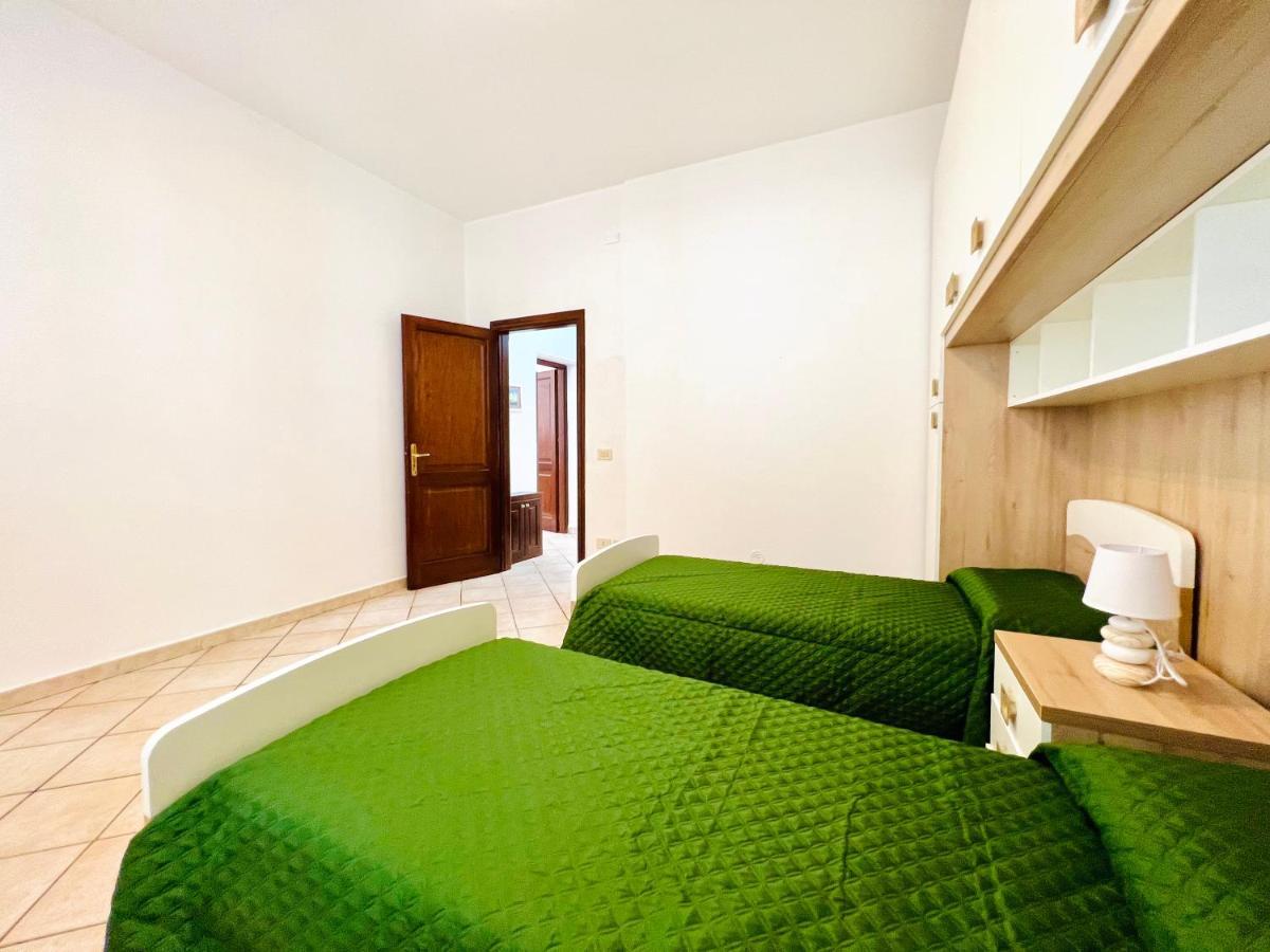 Villa Genova Карини Экстерьер фото
